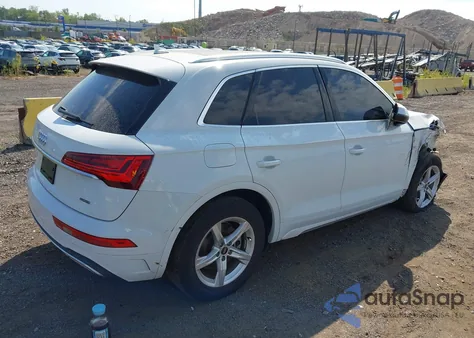2021 Audi Q5 Premium 45 Tfsi Quattro S Tronic из США, поврежденный, VIN WA1AAAFY9M2033166